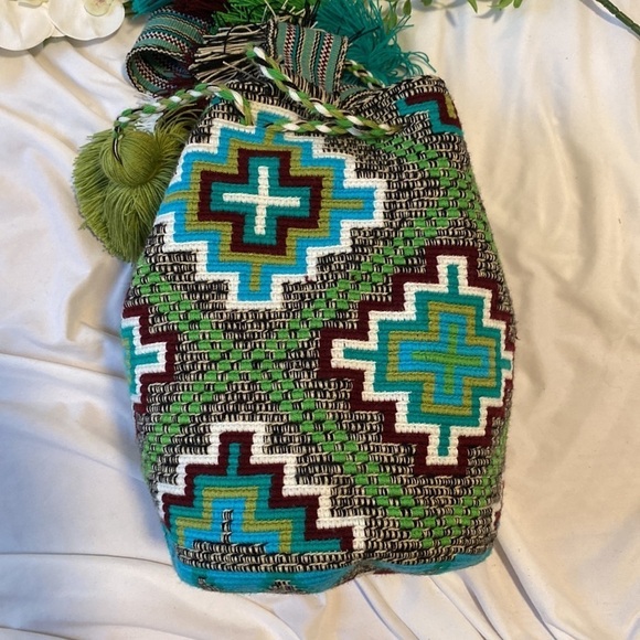 Brown Green Tribal Pattern Deluxe Wayuu Double Drawstring Crossbody Mochila Bag - Picture 7 of 11